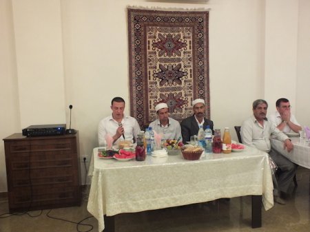 Şamaxı Cümə məscidində iftar süfrəsi